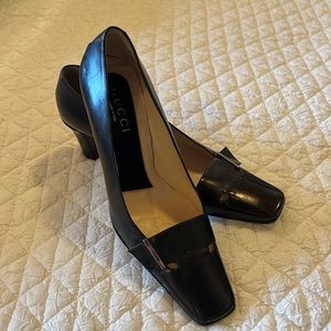 Vintage Gucci Shoe loafer/heel/pump